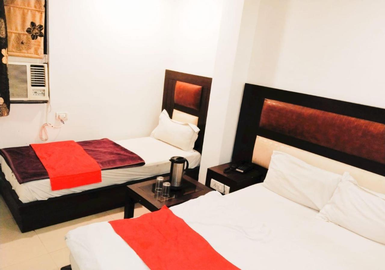 Hotel Revels By A1Rooms Neu-Delhi Exterior foto