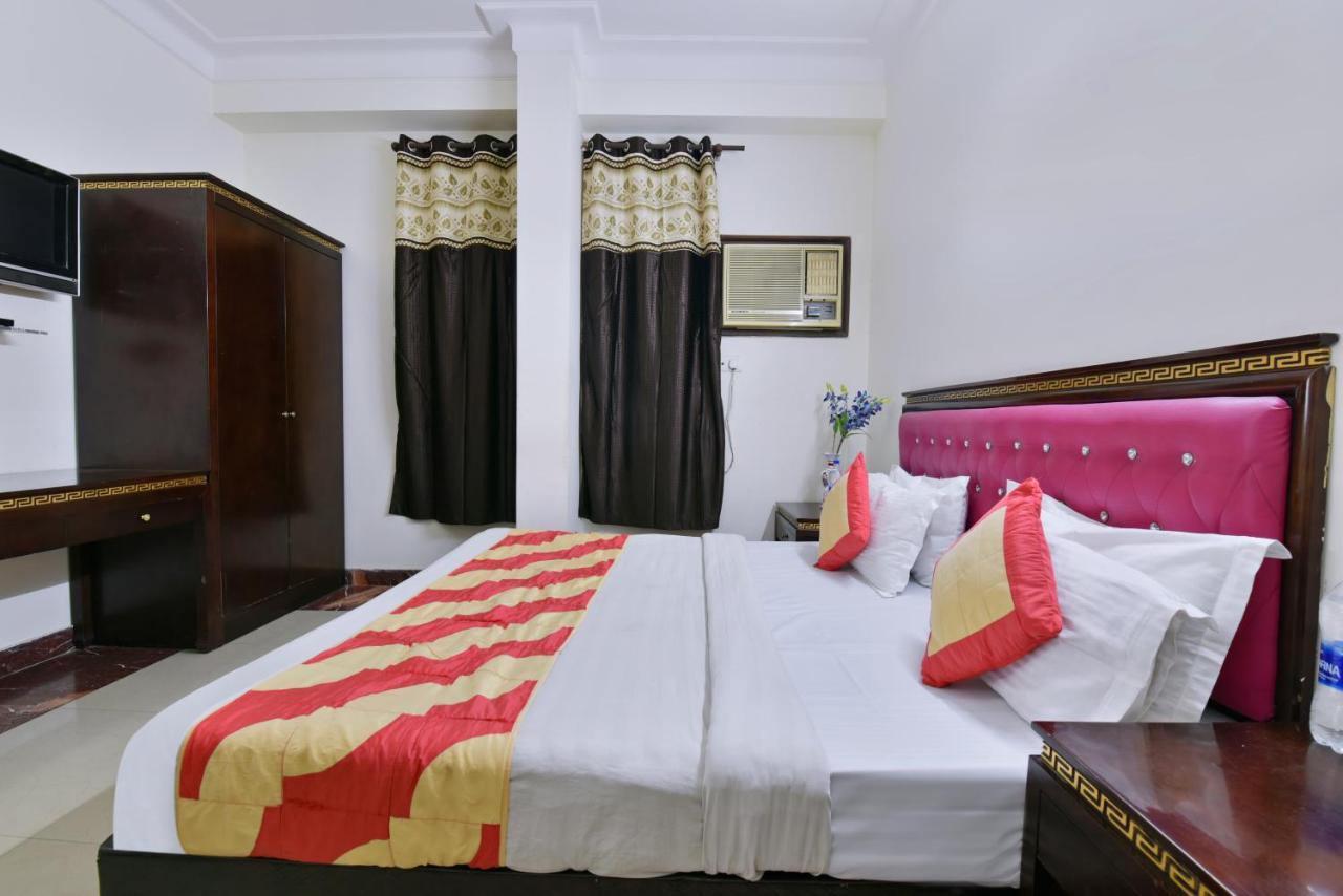 Hotel Revels By A1Rooms Neu-Delhi Exterior foto