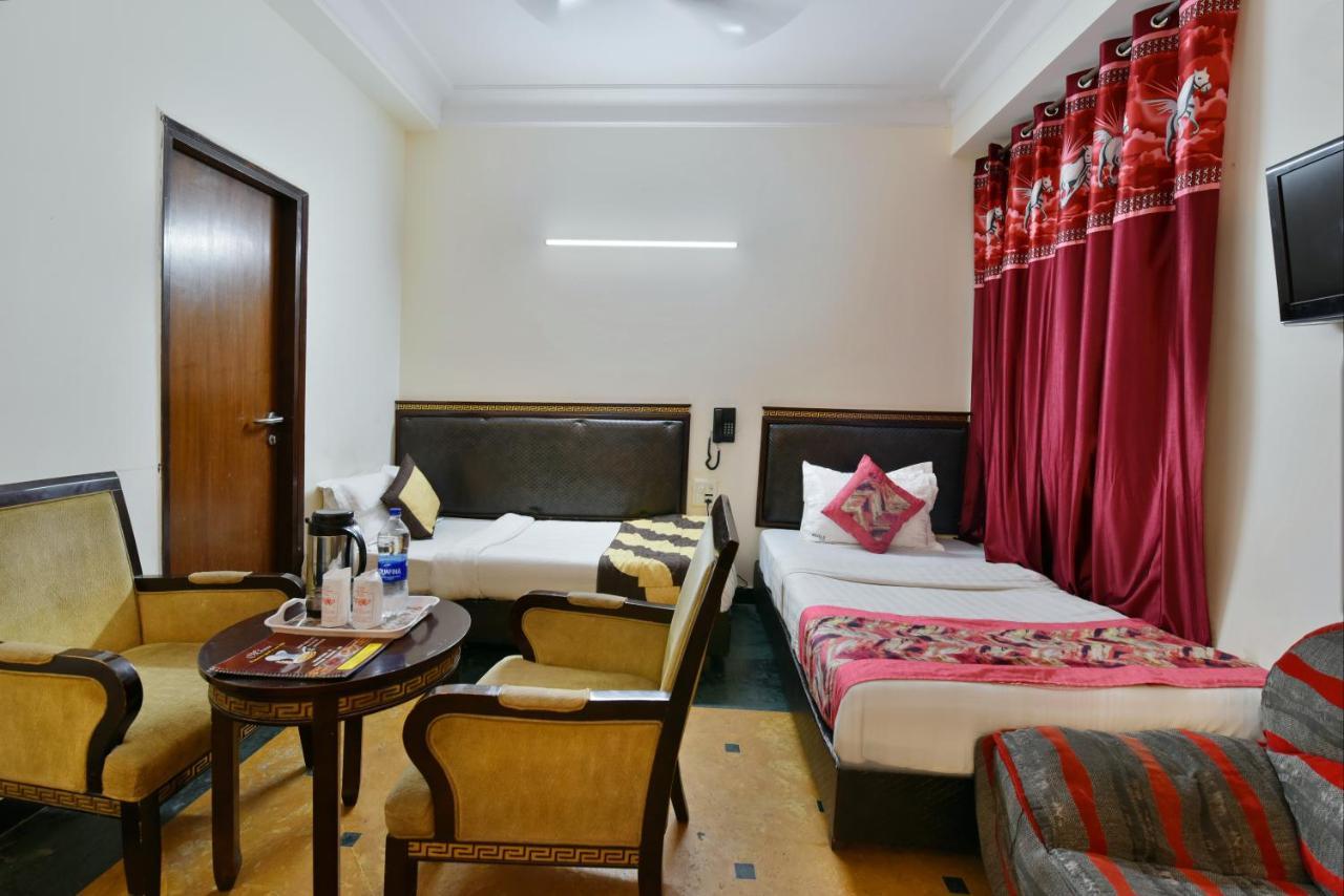 Hotel Revels By A1Rooms Neu-Delhi Exterior foto